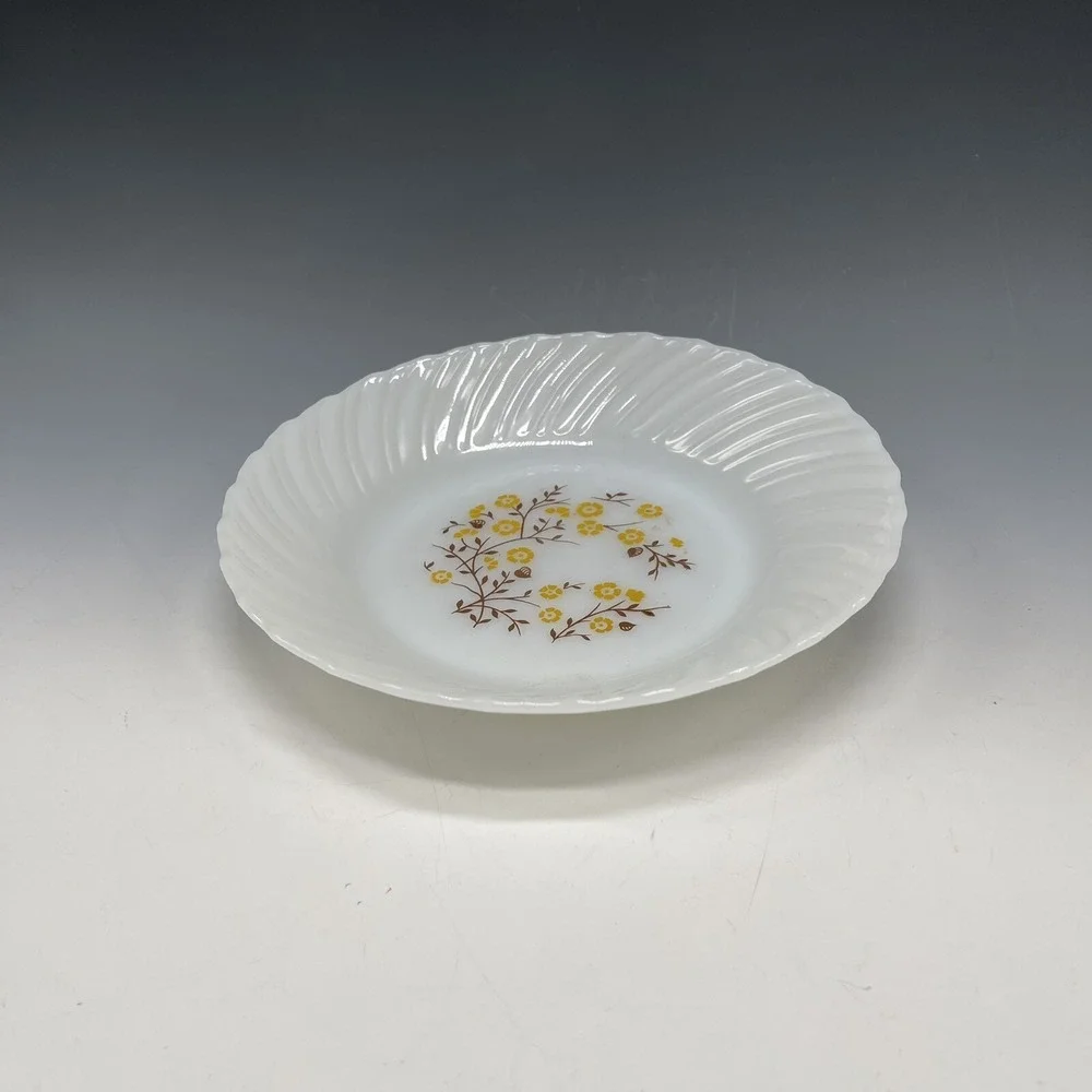 (1) Termocrisa‎ Milk Glass Floral SOUP BOWL Mexico Mid Century Retro Swirl Edge